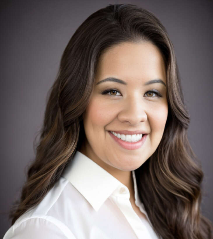 Nadine Busnar